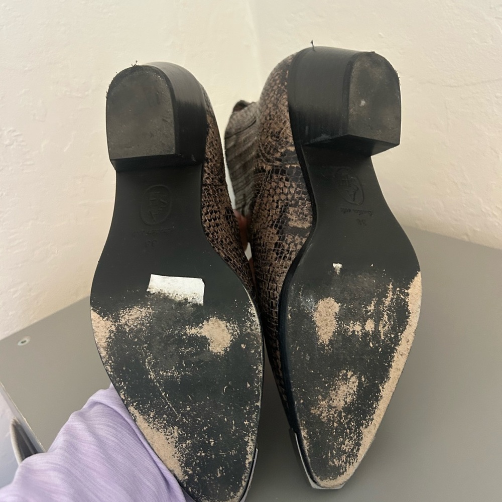 Ash Floyd python pull on Booties - Picture 4 of 7